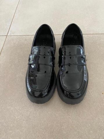 Zwarte lakleren schoenen
