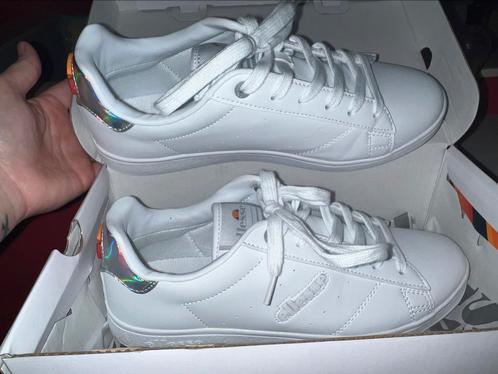 Basket ellesse , pointure 39, Vêtements | Femmes, Chaussures, Neuf, Blanc