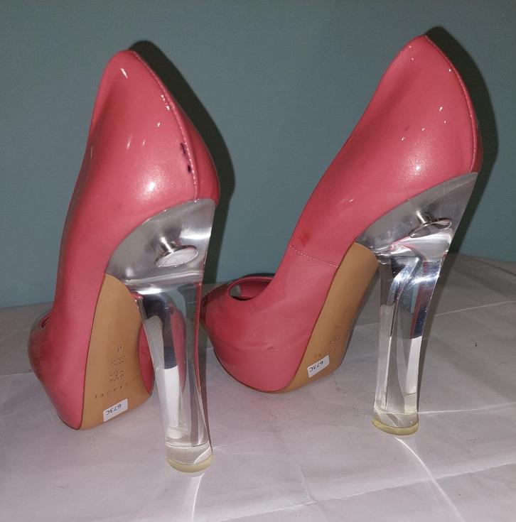 673C* Casadei - sexy sandales full cuir verni roses (39), Kleding | Dames, Schoenen, Zo goed als nieuw, Schoenen met hoge hakken