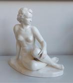 Statuette d'une femme Porsellanfabrik Cortendorf années 1950, Collections, Enlèvement ou Envoi, Comme neuf, Humain