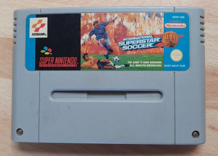 International superstar soccer deluxe, Games en Spelcomputers, Games | Nintendo Super NES, Gebruikt, Sport, Ophalen of Verzenden