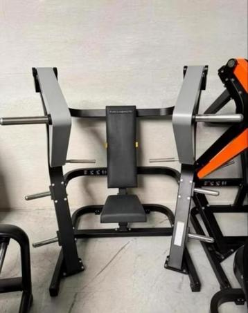 Technogym Pure strength chest press!  beschikbaar voor biedingen