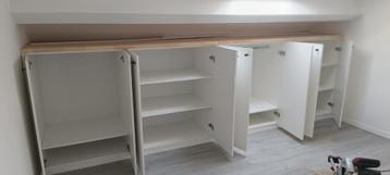 KLEDINGKAST - KLEDINGKAST - DRESSING OP MAAT beschikbaar voor biedingen