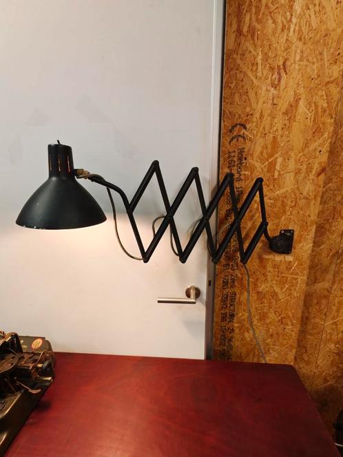 INDUSTRIËLE HALA SCHAARLAMP ‘110’ VAN H. BUSQUET, 1960S, Verzamelen, Retro, Ophalen of Verzenden