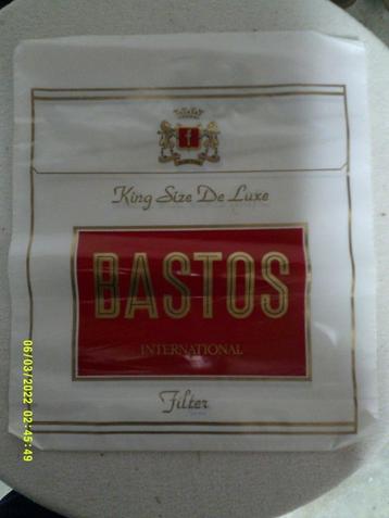 Vintage draagtasje Bastos beschikbaar voor biedingen