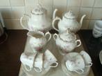 Porseleinen koffieservies. Baudour, Defuisseaux., Antiek en Kunst, Antiek | Servies compleet, Ophalen