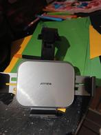 Draadloze lader voor in auto voor gps of telefoon of tablet, Ophalen