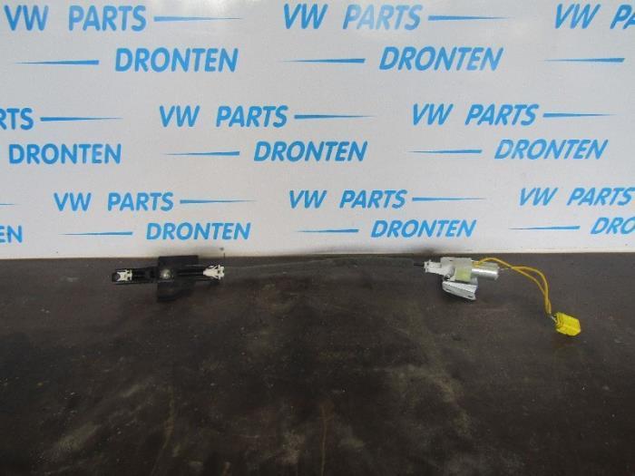 Veiligheidsgordel links-voor van een Volkswagen Phaeton, Auto-onderdelen, Interieur en Bekleding, Volkswagen, Gebruikt, 3 maanden garantie