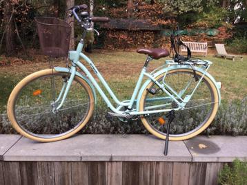 Als nieuwe meisjesfiets BTWIN Elops 520 S/M mint beschikbaar voor biedingen