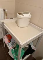 Verzorgingstafel Ika + bakjes, Ophalen, Gebruikt