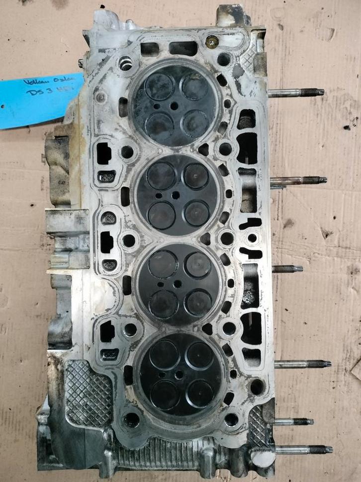 Cilinderkop Ford Transit connect 1.5 tdci, Auto-onderdelen, Motor en Toebehoren, Ford, Opel, Peugeot, Ophalen of Verzenden