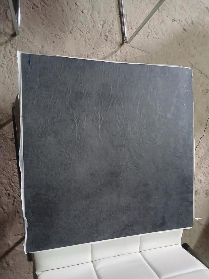 VINYL TEGELS ZELFKLEVEND, Doe-het-zelf en Bouw, Tegels, Zo goed als nieuw, Ophalen