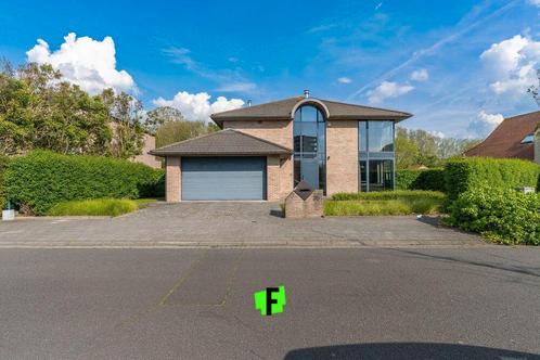 Huis te huur in Oostende, 3 slpks, Immo, Huizen te huur, Vrijstaande woning, C