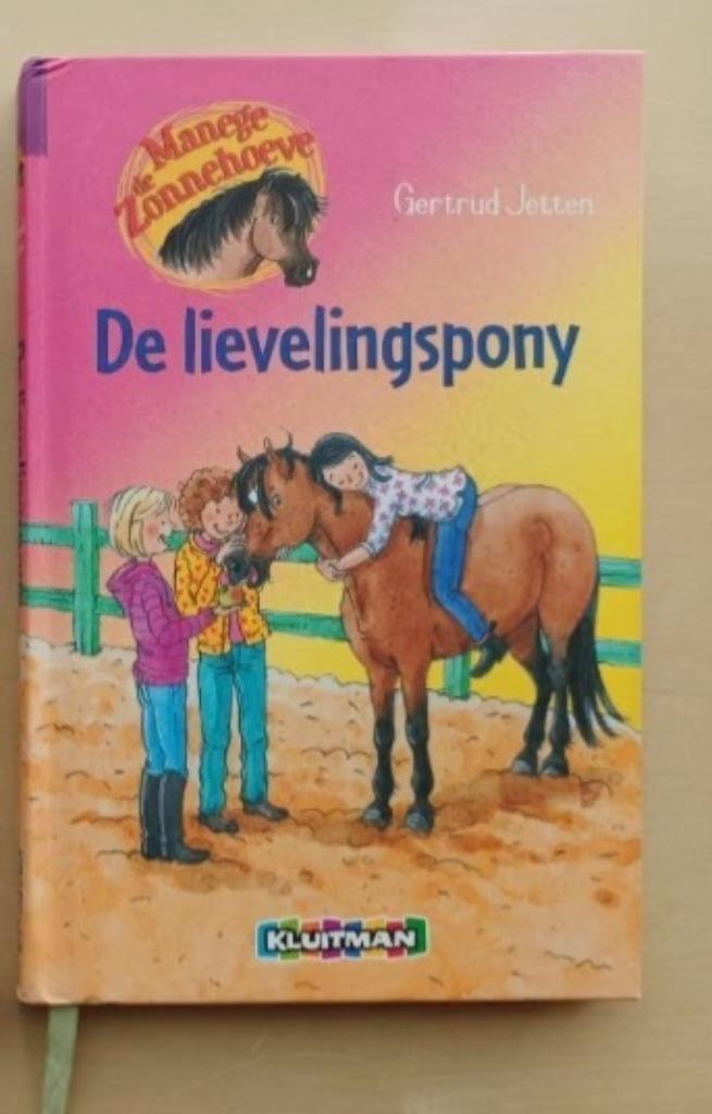 Manege Zonnehoeve - De Lievelingspony, Boeken, Kinderboeken | Jeugd | onder 10 jaar, Zo goed als nieuw, Fictie algemeen, Ophalen of Verzenden