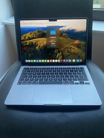 ZGAN Macbook air m2 8gb 256ssd 1 jaar garantie beschikbaar voor biedingen
