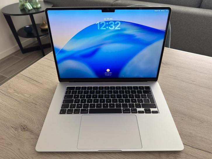 Apple MacBook Air M3 zilver 2024, Computers en Software, Apple Macbooks, Zo goed als nieuw, MacBook Air, 15 inch, 4 Ghz of meer