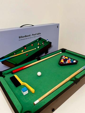 8-ball pool, tafelmodel beschikbaar voor biedingen