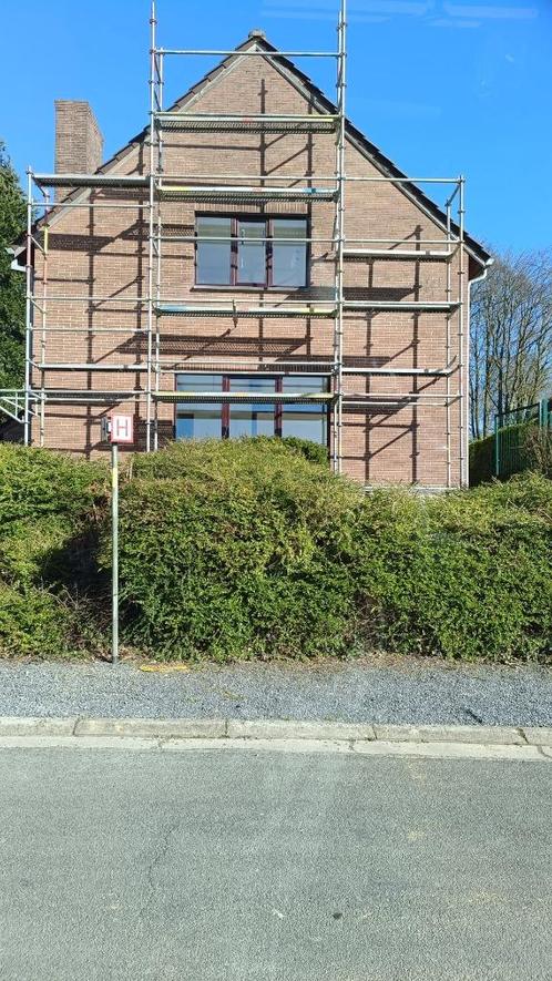Echafaudage layher a louer, Doe-het-zelf en Bouw, Steigers, Zo goed als nieuw, Gevelsteiger, 5 meter of hoger, Ophalen