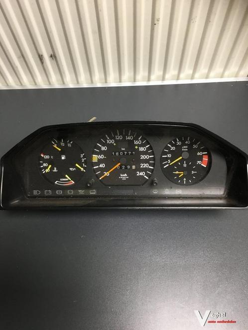 Mercedes W124  Benzine 124 542 2566   Km Tellerklok, Auto-onderdelen, Dashboard en Schakelaars, Gebruikt, Ophalen of Verzenden