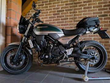 Kawasaki Z650RS 2025 683km + accessoires. beschikbaar voor biedingen
