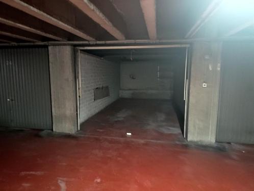 Garagebox te huur in centrum Leuven, Immo, Garages & Places de parking, Louvain