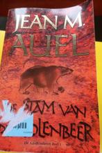 boek Jean M.Auel de mammoetjagers deel 1-deel 3 en 4, Boeken, Ophalen of Verzenden, Gelezen, Jean M.Auel