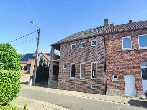 Gezinswoning met 5 slpks, tuin en garage in Heers, Immo, Huizen en Appartementen te koop, Provincie Limburg, 500 tot 1000 m², Hoekwoning