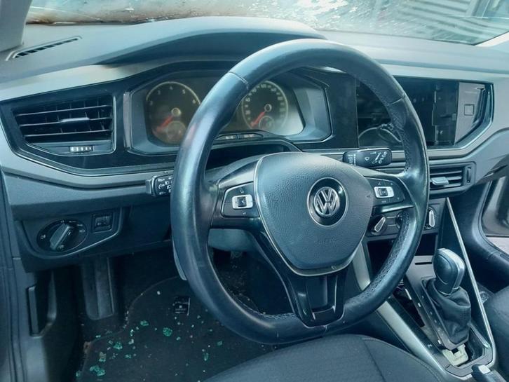 VOLANT DIRECTION Volkswagen Polo VI (AW1) (01-2017/08-2021), Autos : Pièces & Accessoires, Commande, Volkswagen, Utilisé