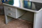 Vintage metalen bureau, Antiek en Kunst, Ophalen