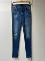 Guess skinny jeans met blauwe gaten - maat 24 --, Kleding | Dames, Spijkerbroeken en Jeans, Blauw, Ophalen of Verzenden, W27 (confectie 34) of kleiner