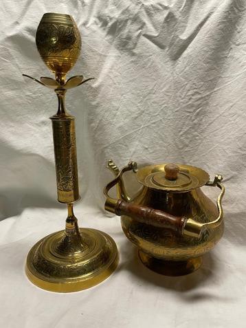 Koperen kaarsenstaander + theepot beschikbaar voor biedingen