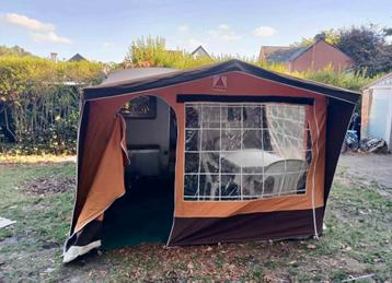 Voortent voor Rapido vouwcaravan beschikbaar voor biedingen