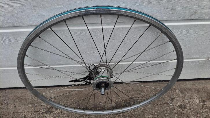 28" alu. voorwiel NAAFDYNAMO + rollerbrake SHIMANO fietswiel, Fietsen en Brommers, Fietsonderdelen, Zo goed als nieuw, Wiel, Ophalen of Verzenden
