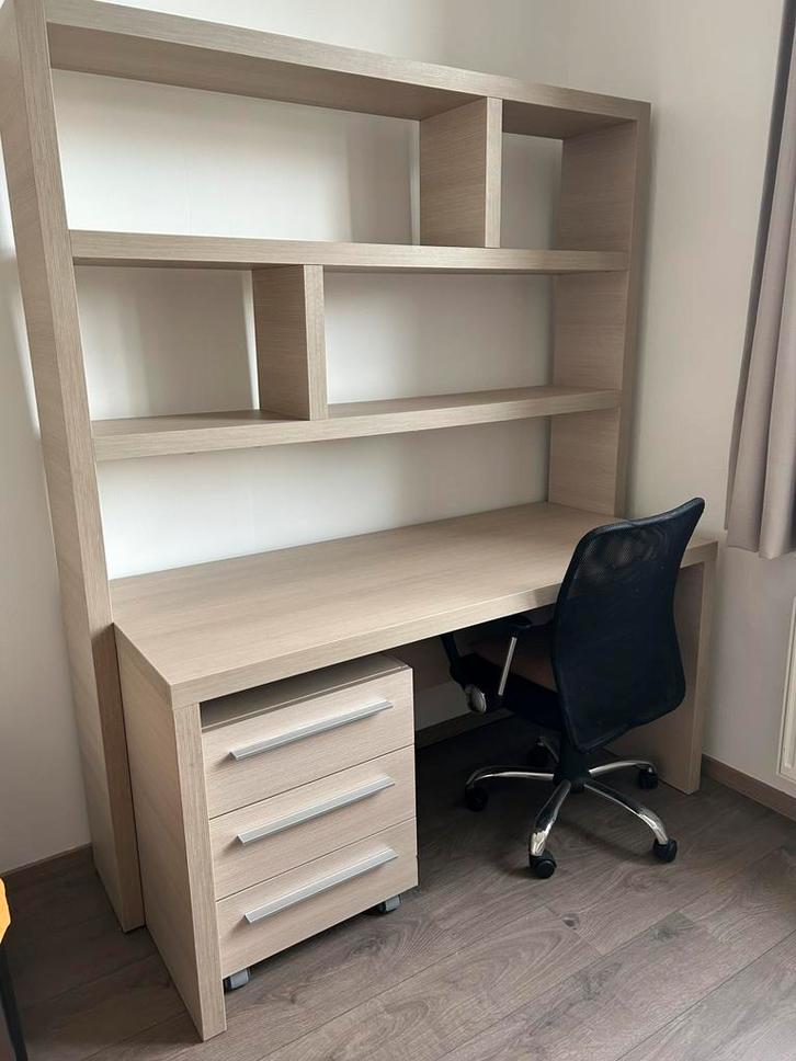 Volledige bureauset met bureaustoel, Huis en Inrichting, Bureaus, Gebruikt, Bureau, Met wielen, Ophalen