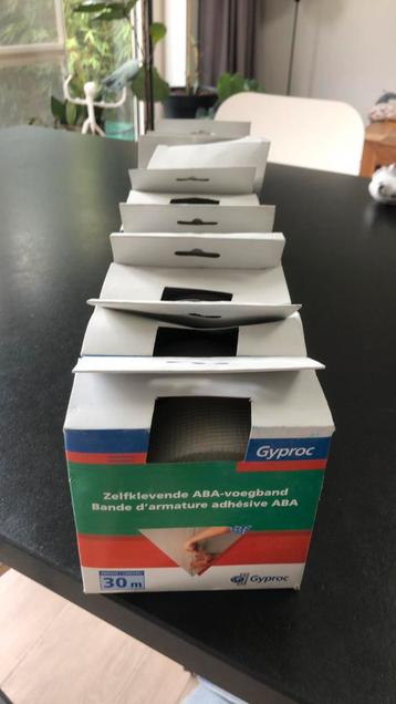 Doosje voegband gyproc beschikbaar voor biedingen