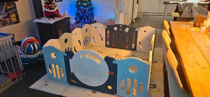 Nieuwe Kinderbox grondbox 165 x 165 laatste 2 stuks, Kinderen en Baby's, Babyparken, Nieuw, Overige vormen, Ophalen of Verzenden