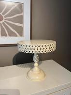 présentoir  blanc avec une bordure en dentelle métallique, Maison & Meubles, Enlèvement, Comme neuf