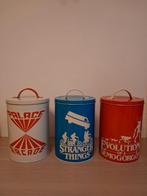 Drie blikken dozen 'Strangers things', Verzamelen, Ophalen of Verzenden