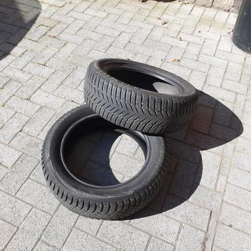 2 pneus d'hiver Goodyear Ultragrip 9 disponible aux enchères