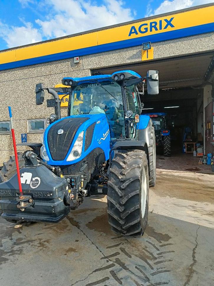 New Holland T5.110 Autocommand, Articles professionnels, Agriculture | Tracteurs, jusqu'à 2500, New Holland, 80 à 120 ch, Utilisé