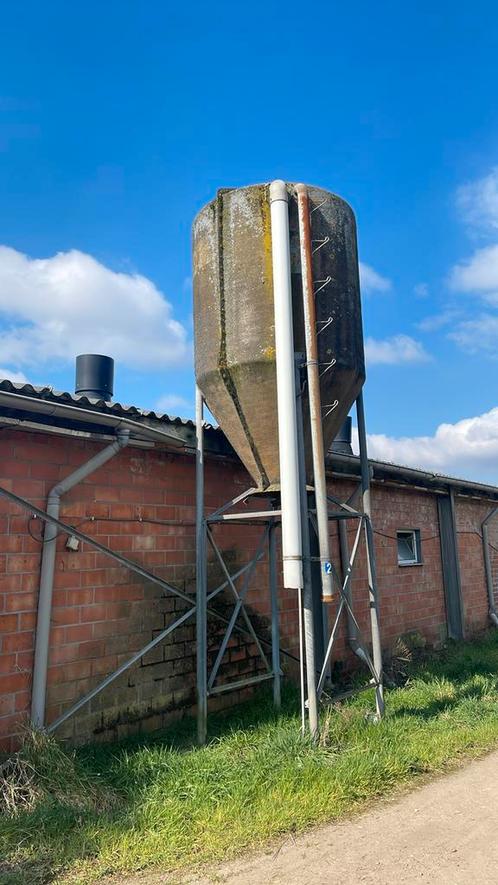 voedersilo 3,5 ton en voederbakken kraamkooi te koop, Zakelijke goederen, Landbouw | Veevoer, Ophalen