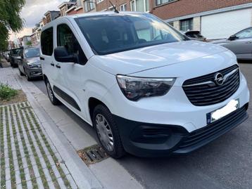 Opel Combo 1.5D Bj 2022 132000km 1ste eigenaar airco beschikbaar voor biedingen
