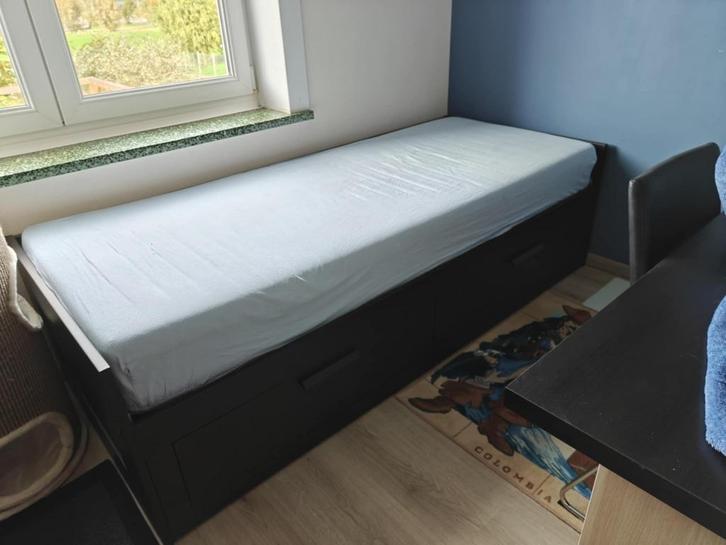 Brimnes bedbank te koop, Huis en Inrichting, Slaapkamer | Bedden, Zo goed als nieuw, Tweepersoons, 160 cm, 200 cm, Hout, Zwart