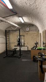HOME GYM MOET WEG 130KG GEWICHTEN + BANK + RACK HALVE PRIJS, Sport en Fitness, Ophalen, Nieuw, Hometrainer