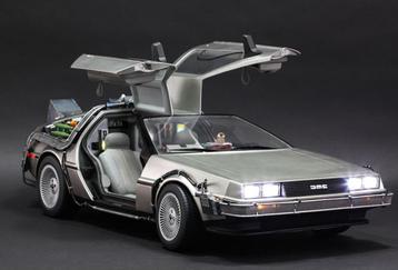 RARE - Back to the Future DeLorean, Hot-Toys 1/6 - 72 cm + C