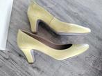 Mooie pumps van merk janet&janet, Kleding | Dames, Schoenen, Ophalen of Verzenden, Zo goed als nieuw, Pumps