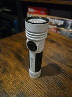 Lampe olight seeker 4 pro, Enlèvement