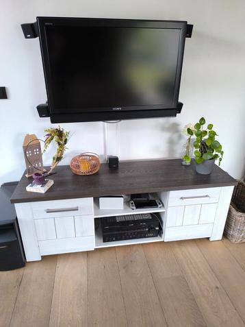 Tv meubel/ tv kast te koop wit  beschikbaar voor biedingen