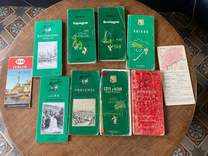 Michelin lot de 8 guides vert et rouge 1960 -1970 vintage, Boeken, Reisgidsen, Gelezen, Reisgids of -boek, Europa, Michelin, Verzenden