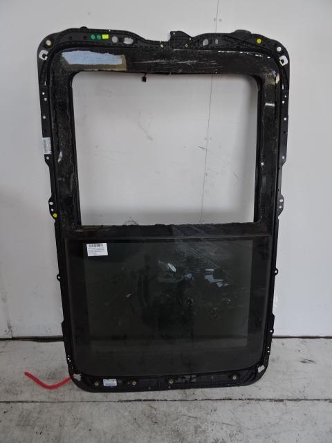 TOIT OUVRANT Volkswagen Tiguan (AD1) (01-2016/03-2022), Autos : Pièces & Accessoires, Carrosserie & Tôlerie, Volkswagen, Utilisé